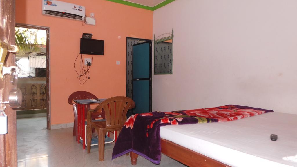J.S Holiday Guest House Calangute Zewnętrze zdjęcie