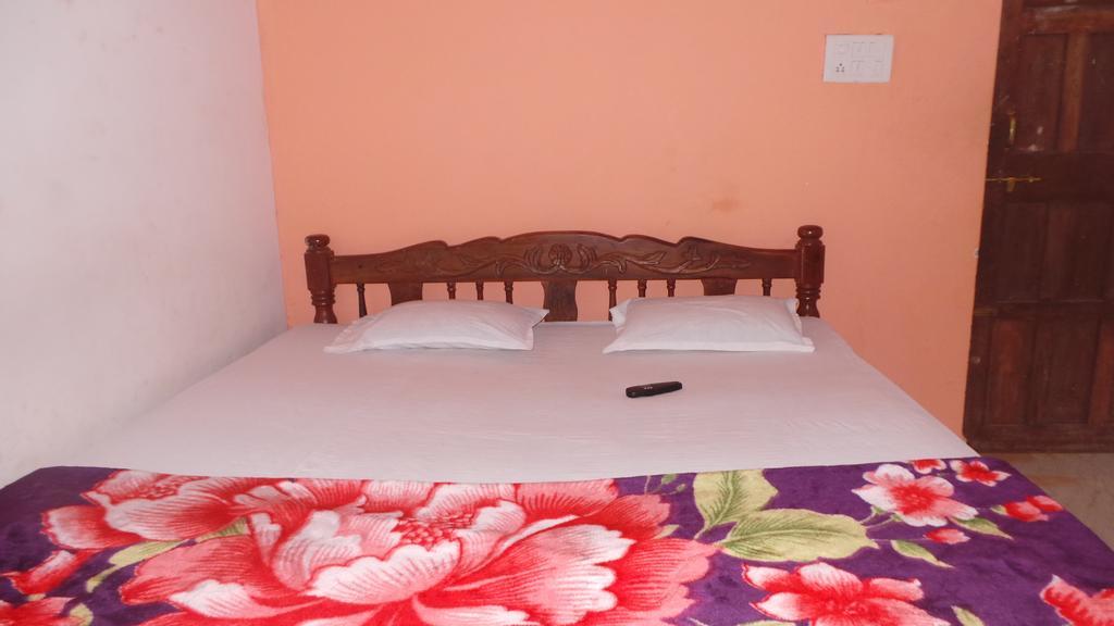J.S Holiday Guest House Calangute Zewnętrze zdjęcie
