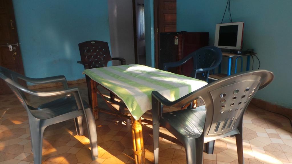 J.S Holiday Guest House Calangute Zewnętrze zdjęcie